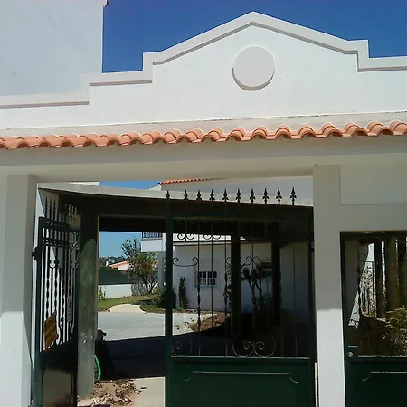 Charming In With Shared Pool Appartement