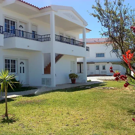 Appartement Charming In With Shared Pool *