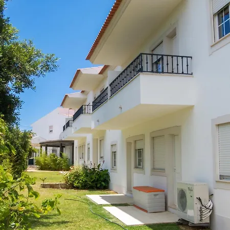 Charming In With Shared Pool Appartement *